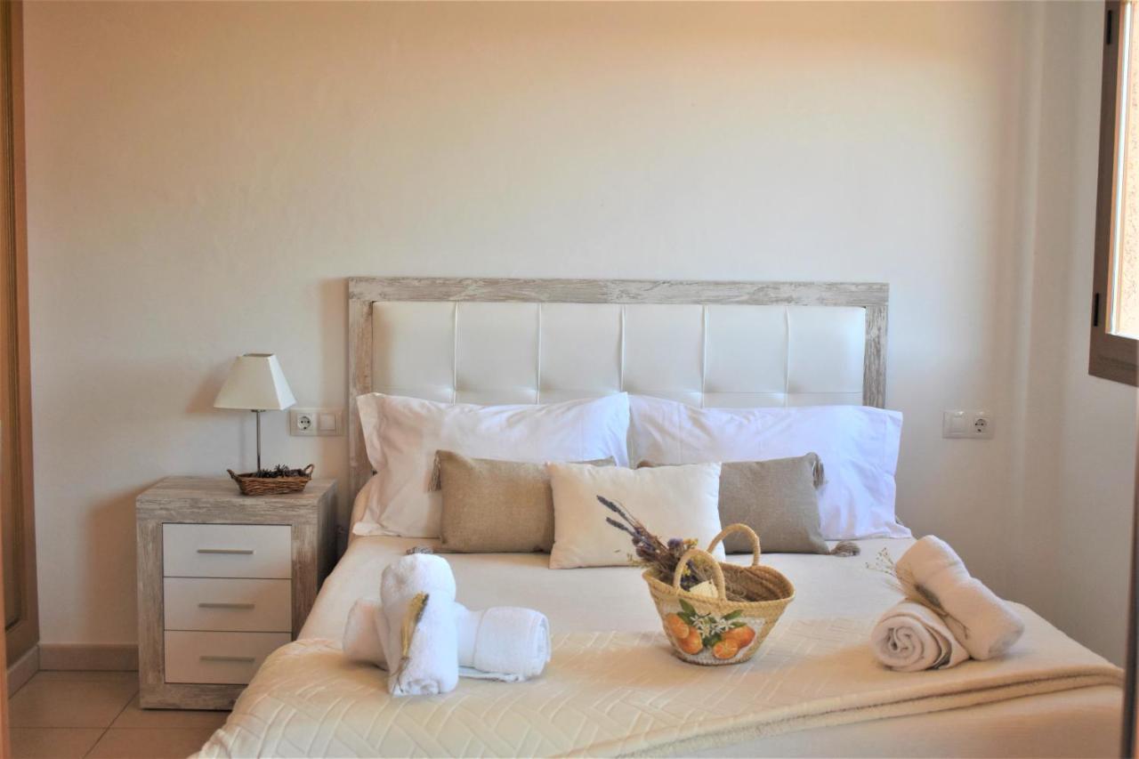 Вілла Agroturismo Sa Marina - Adults Only Cala Boix Екстер'єр фото